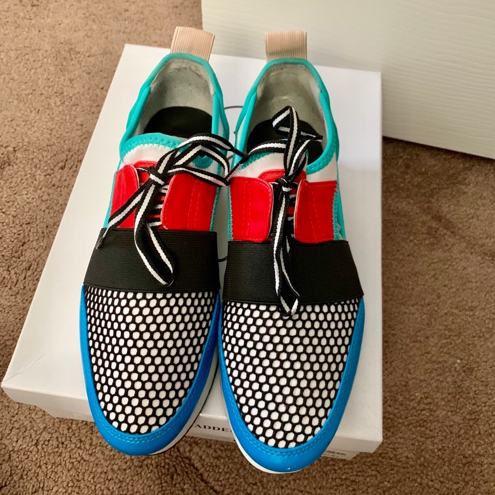 Ladies Steve Madden artic multi bright sneakers